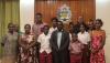 Acting Prime Minister engages with school students.