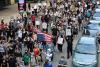 ‘Estoy llena de coraje y rabia’: Se desatan protestas tras aumento de arrestos por parte de ICE en Chicago y Los Ángeles