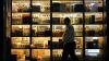 Delhi: Retail liquor stores licences renewed, most bars & eateries seek renewal