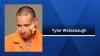 Des Moines man arrested after pursuit, barricading himself inside home