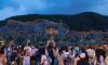 China's scorching summer heat fuels nighttime sightseeing