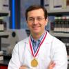 Liverpool’s Professor Matt Rosseinsky Honored with Royal Medal for Groundbreaking Materials Science Research