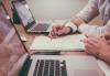 Pros and Cons of Using a Website Builder For Your Small Business Website