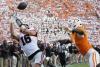 Texas A&M jumps to No. 10 in the AP Top 25, Notre Dame is the first ranked 0-2 team since 1988