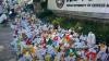 Why University Gates In China Are Lined Up With Food & Courier Packages, And Nothing Ever Goes Missing