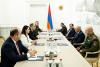 Georgian Defense Minister discusses regional peace with Armenian PM