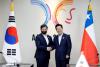 Lee calls for deeper bilateral cooperation in talks with Chilean president