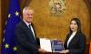 EU Hands Over Visa Liberalization Plan to Armenia