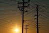 White House seeks emergency power auction for largest US electric grid