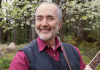 Children’s music icon Raffi to play Royal Theatre early next year