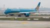 Vietnam airlines signs deal with Boeing for 50 737-8 jets