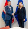 Cambodian PM Meets with Vice President of European Parliamen...
