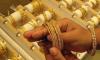 Gold prices fall as per tola rate drops by Rs5,600 in Pakistan