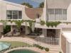 Gold Coast mansion sales spark fierce industry fued