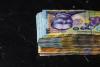 Survey: Four out of ten Romanians say their incomes have decreased in last year