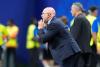 Spain’s Luis de la Fuente reconnects with Uruguay coach Marcelo Bielsa at the World Cup