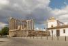 Why do investors like Portugal more than the Portuguese?