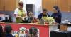Children get cooking and free fruit given away to promote healthy eating