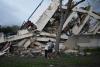 Venezuela earthquakes live updates: At least 1,400 dead and rescuers save 9-month-old baby