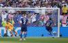 Kylian Mbappe’s penalty lifts France past Paraguay into quarterfinals