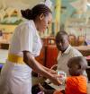 As Ebola deaths rise, officials work to prevent spread to U.S.