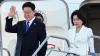 Lee Arrives in Mongolia for First State Visit by S. Korean Leader in 15 Yrs.