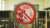 For experts, blanket phone ban in schools is not the way to go