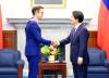 Lai gives medal to French Office in Taipei director