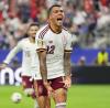 Spain blanks France to reach final