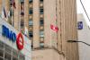Canada’s bank stocks are historically expensive. No one seems willing to bet against them