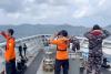 World Associated Press Rescuers find 5 survivors and are still looking for 20 others after boat sinks in Indonesia
