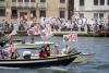Venice: Clashes during a protest against the US ambassador's yacht