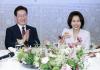 President Lee's apartment sold for $1.96 mil.