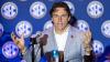 Oklahoma QB John Mateer leans on 'uncomfortable' 2025 lessons to spark a Sooners offensive resurgence