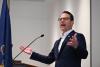 Gov. Shapiro highlights life sciences growth with visit to Philadelphia biotech incubator