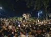 Student protest spreads as crowds in Delhi surge