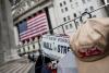Oil plunges, stocks ‘n’ bonds shrug