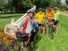 Cyclist traveling from Detroit to Chicago makes stop in Holland