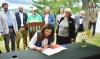 Landfill-siting bill praised and panned
