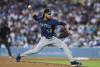 Mariners trade Luis Castillo to White Sox for 3 players