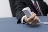 US Companies Grapple with 'Helicopter Parents' Intervening in Adult Children's Jobs