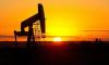Oil drops as Trump seeks Iran deal