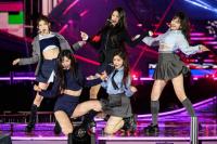 IVE Shares Behind-the-Scenes Photos From Packed Oakland Concert on 'SHOW WHAT I AM' World Tour