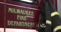 Milwaukee building fire near Fond du Lac and Locust; firefighter hurt