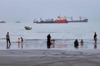 Tehran on brink of deal with Oman to open Hormuz that could finally pave way for Trump peace talks