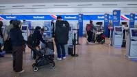 Airlines Challenge Expanding ICE Arrests at Airport Gates and Ticket Counters