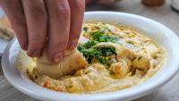Israeli thrown out over hummus pronunciation