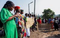 Health workers threatening to abandon the Ebola response