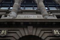 Mexico central bank holds rate at 6.50%, pushes out inflation convergence forecast