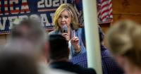Blackburn campaigns across Tennessee hours before polls close